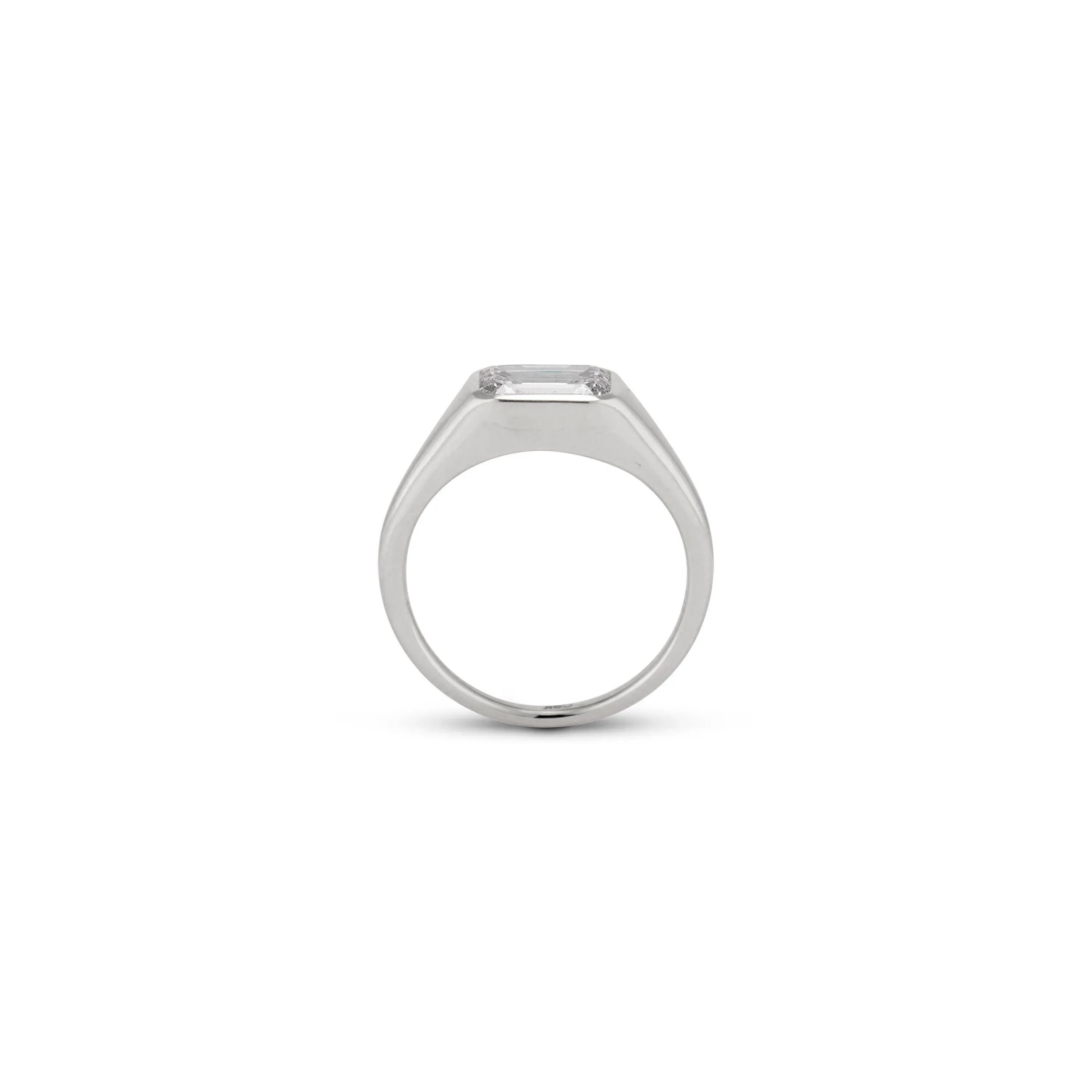 emerald cut signet ring